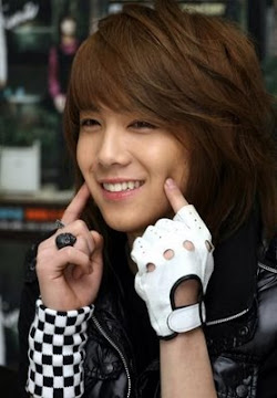 cUtes Hongki