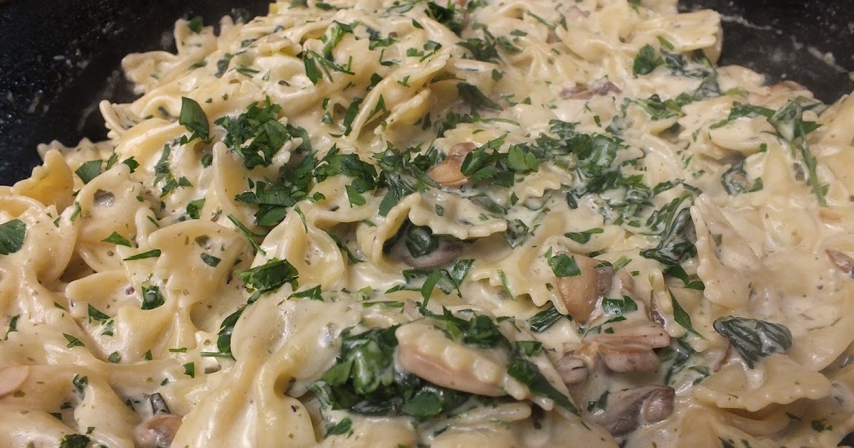 CJ's Kitchen Creamy Mushroom and Pesto Pasta with Spinach