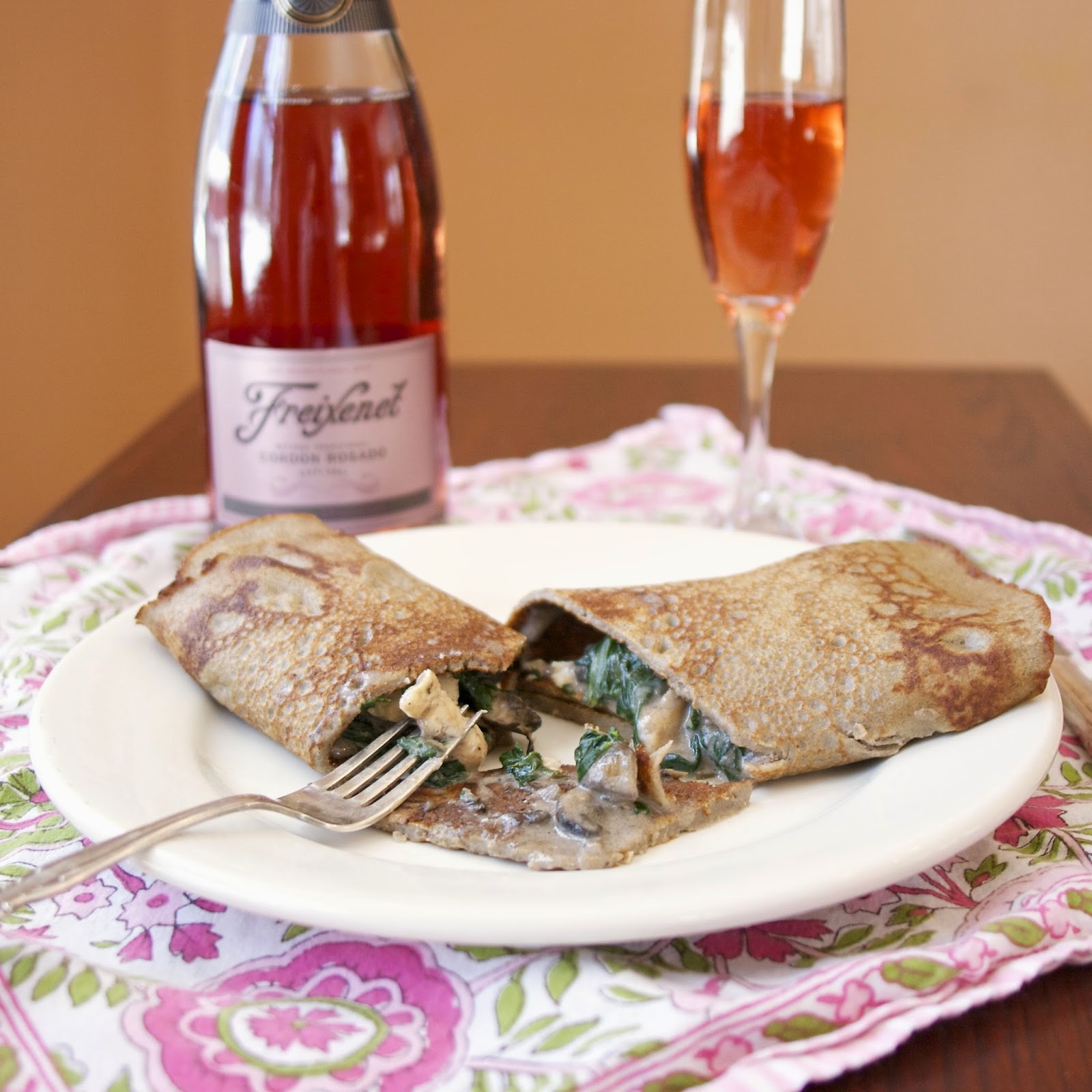 Chicken Normandy Crêpe with Spinach & Mushrooms Crêpe Day Romantic