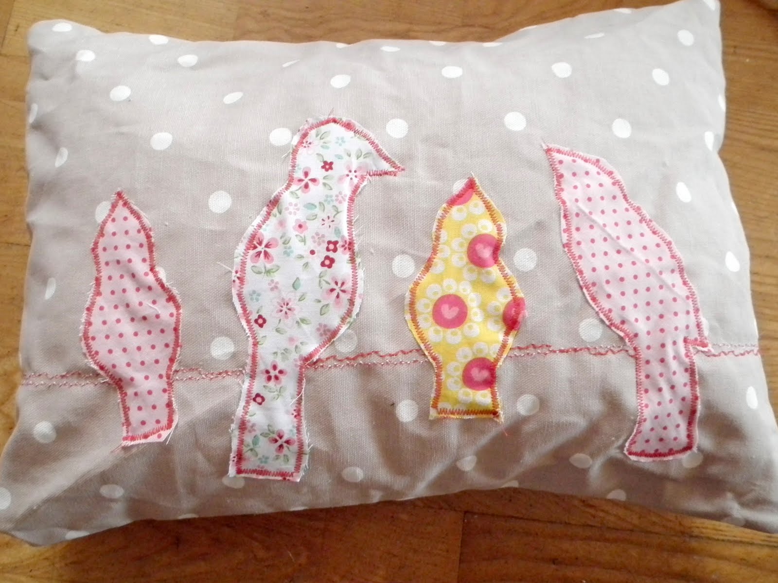 Bless, by Tone Bird pillows tutorial