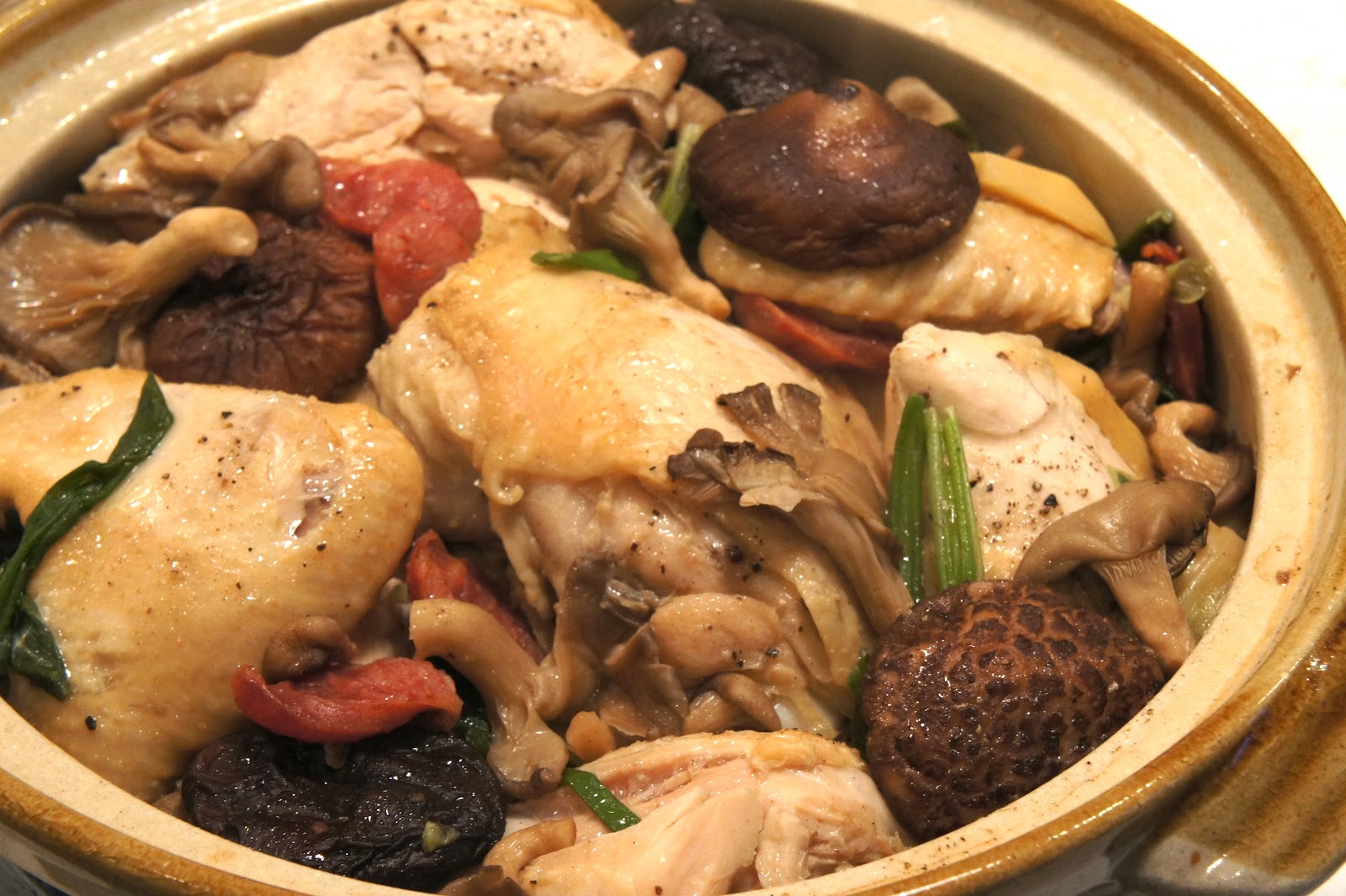 Clay Pot Chicken with Chinese Sausage and Mushrooms