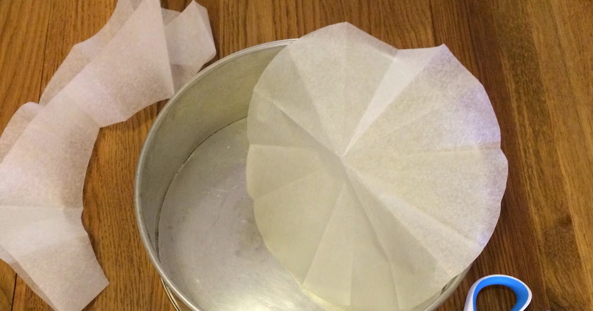 Elaine's Sweet Life Hassle Free Cake Pan Lining {Quick Tip}