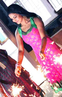 Veena Malik Celebrates Diwali festival 