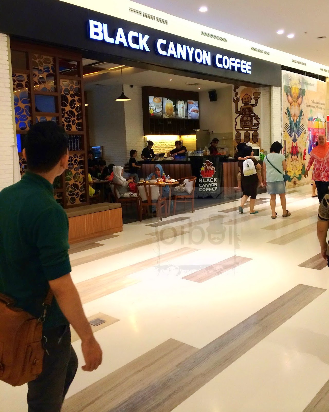 Black Canyon Coffee