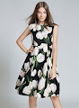 New 2017 Sleeveless Blooming White Tulips Print Textured Flare Dress