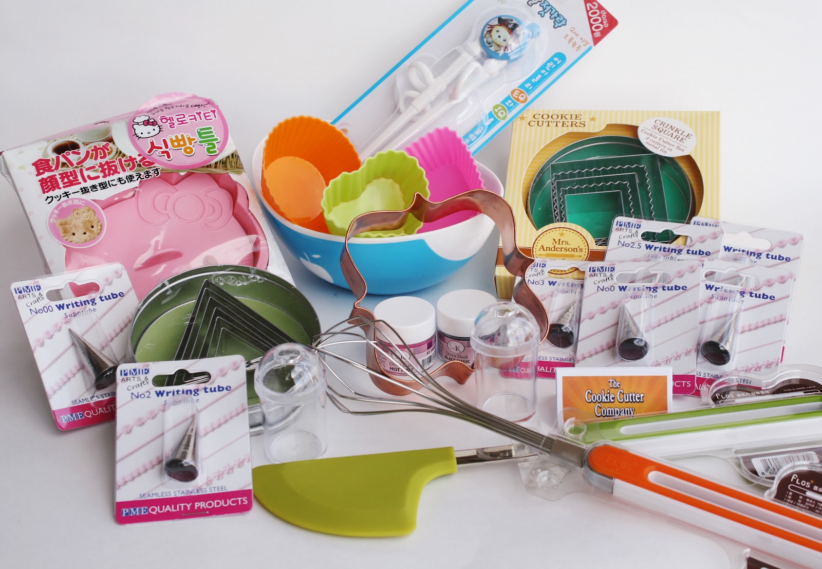 COOKIE CONTEST with big fun prizes