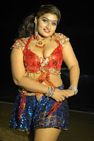 Babilona, hot, deep, cleavage, , in, avan, appadithan