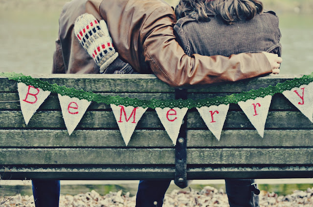 Nestful of love: Christmas Card Photoshoot
