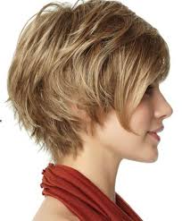 Gaya dan model rambut pendek wanita terbaru Gaya dan model rambut pendek wanita terbaru
