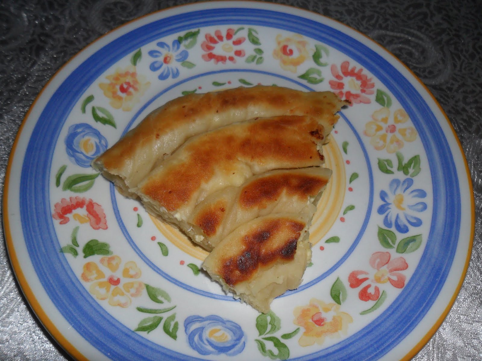 ŞEN SOFRA TAVADA BÖREK