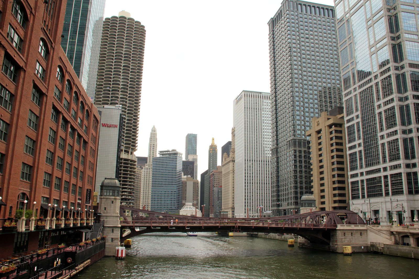 A Photo Every 24 Hours Chicago River Bridges A Photo Every 24 Hours Chicago River Bridges