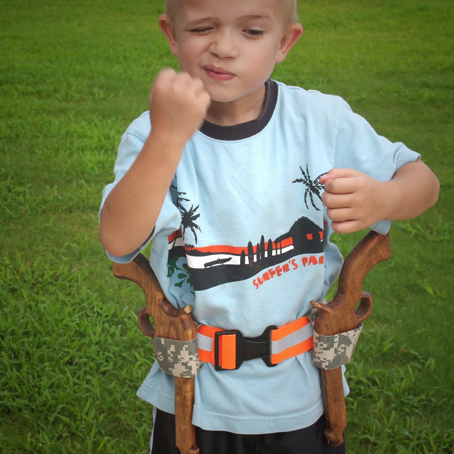 Doodlecraft Duct Tape Gun Holsters to the Rescue!