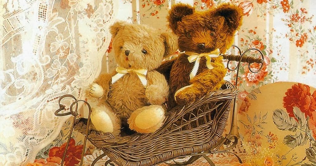 Sms with Wallpapers: Teddy-Bear-HD-Wallpaper