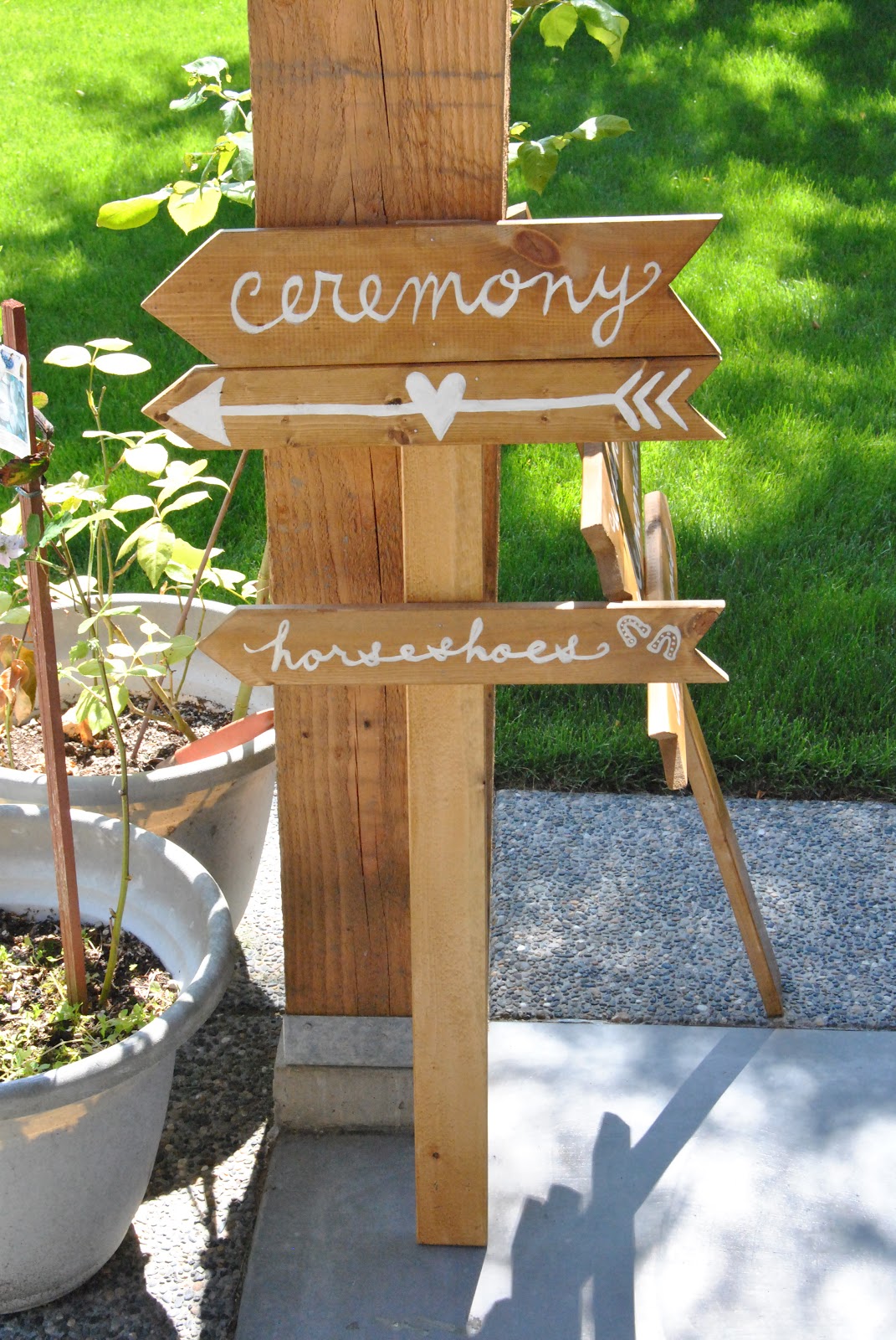 Pure Joy Arrow Signs DIY