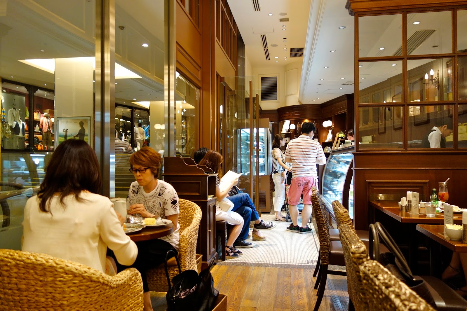 jin loves to eat Harbs, Revisited ♥ ♥ ♥