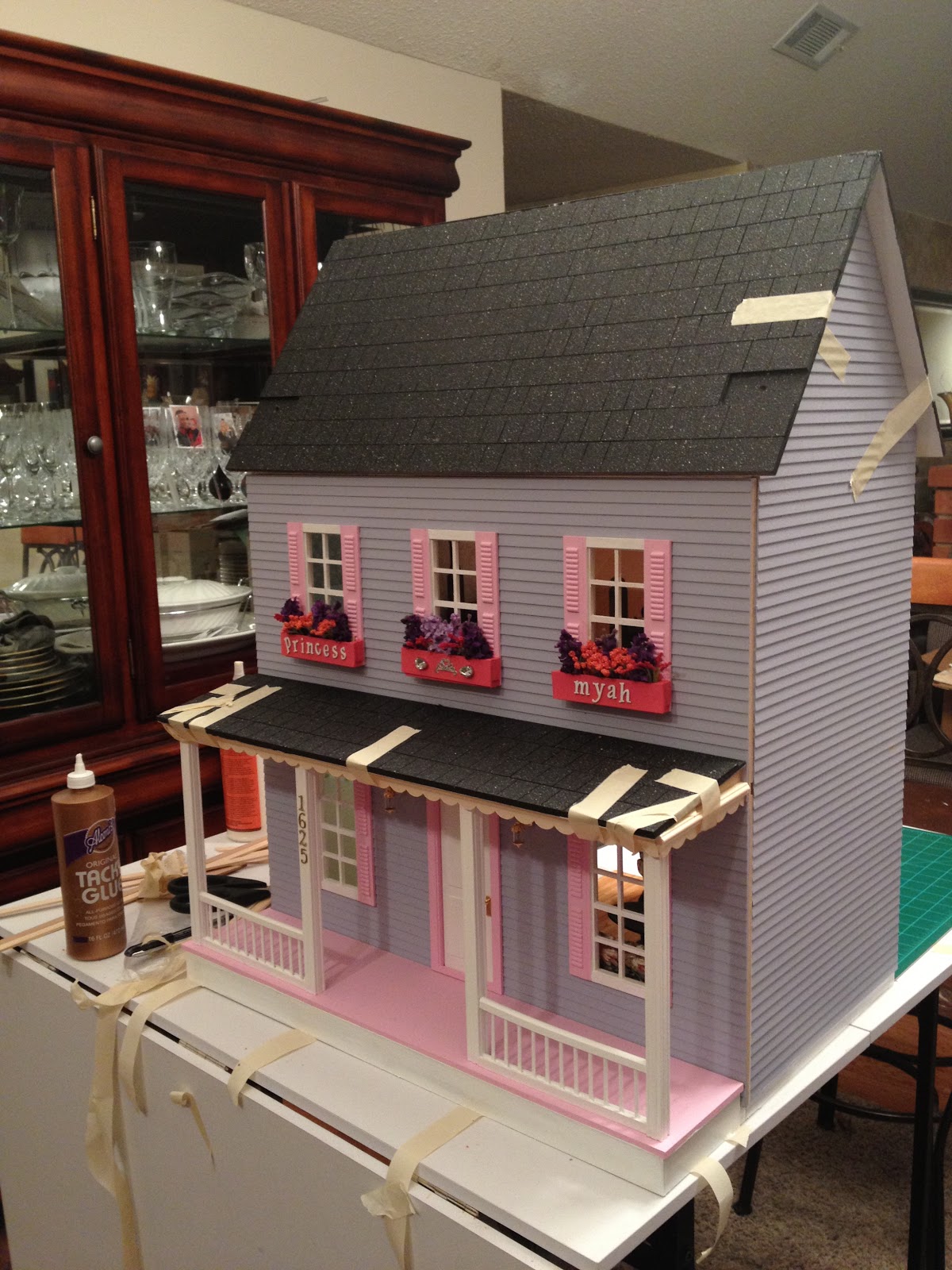 Jocelyn's Mountfield Dollhouse Imagination Dollhouse Christmas Gift