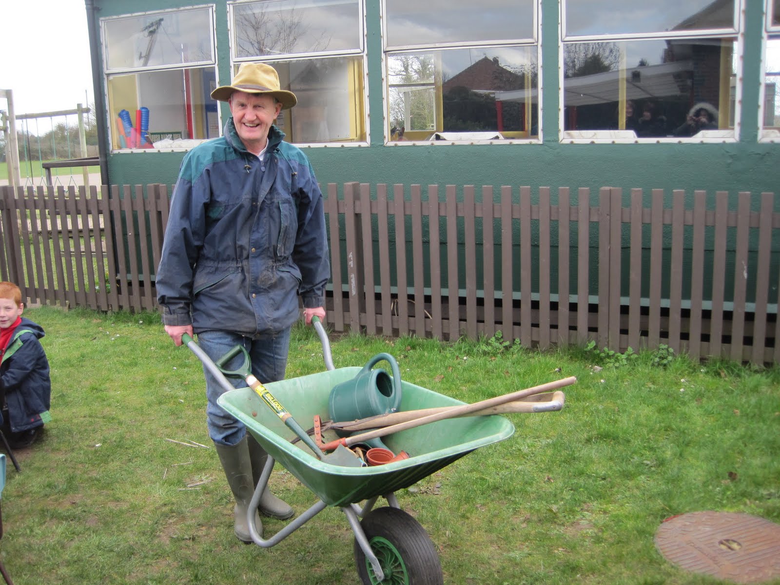 to the 2/1 classes! Percy the park keeper