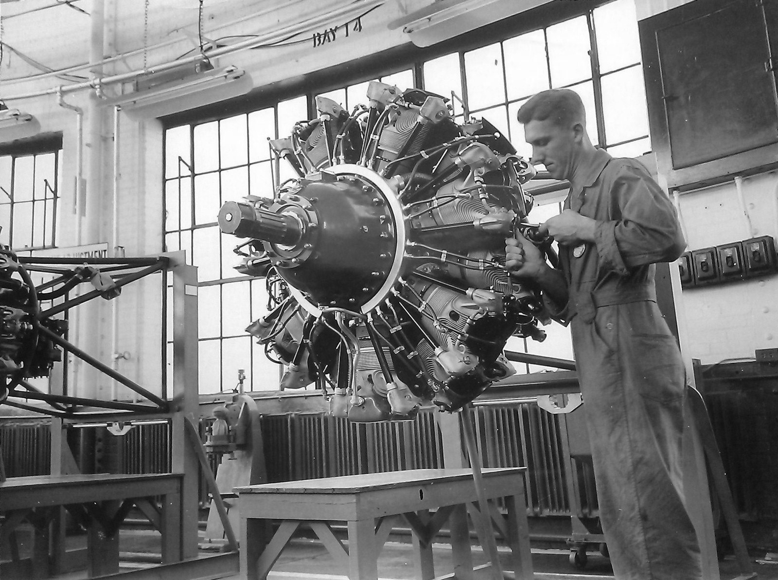 Photo Pratt And Whitney Training