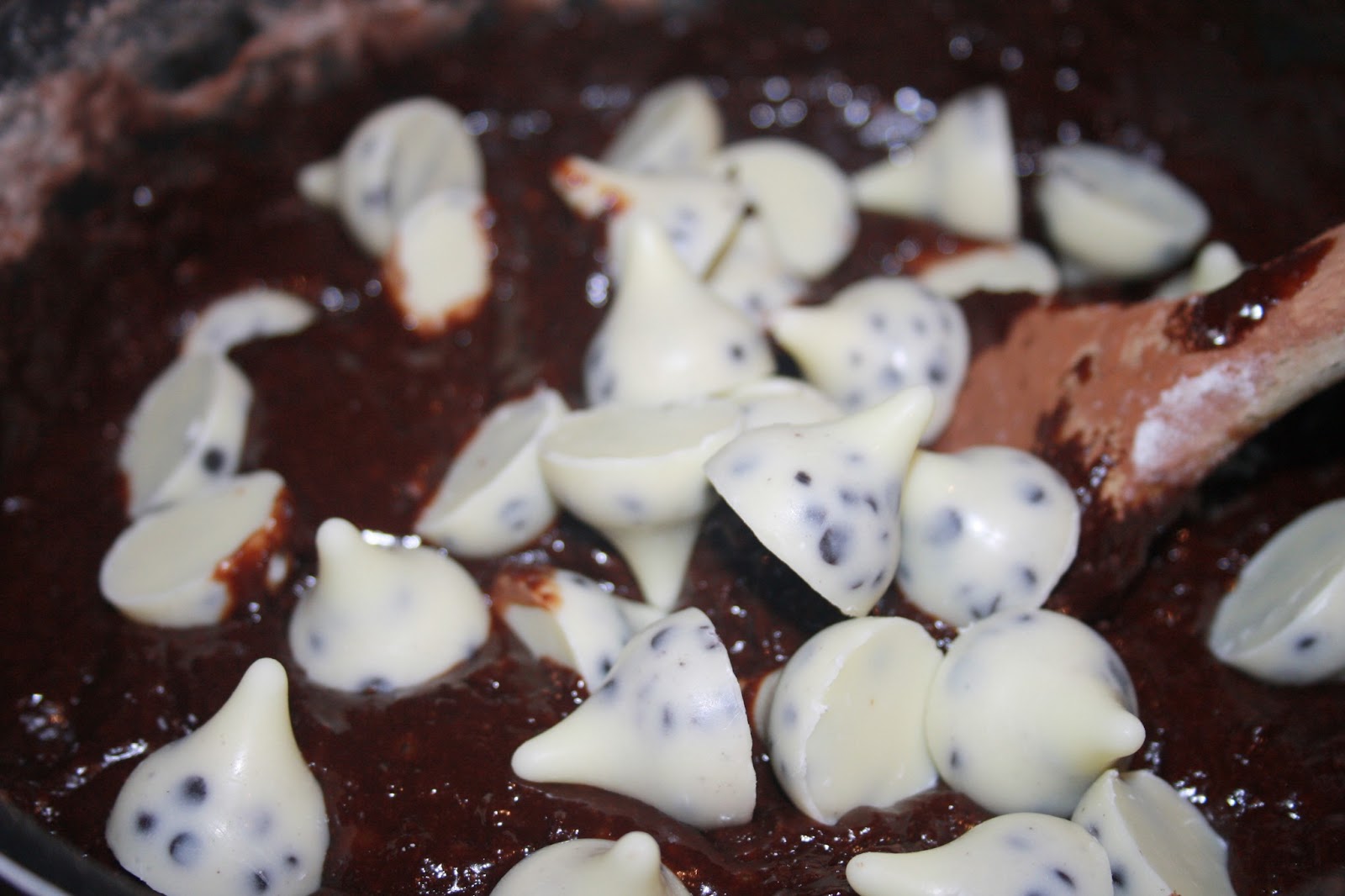 Caroline Makes.... Hershey's Kisses Chocolate Brownies