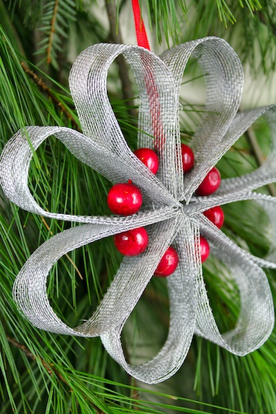 Ashbee Design DIY Christmas Tree Ornament 3 Daisy
