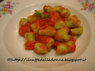 gnocchi di ricotta e basilico
