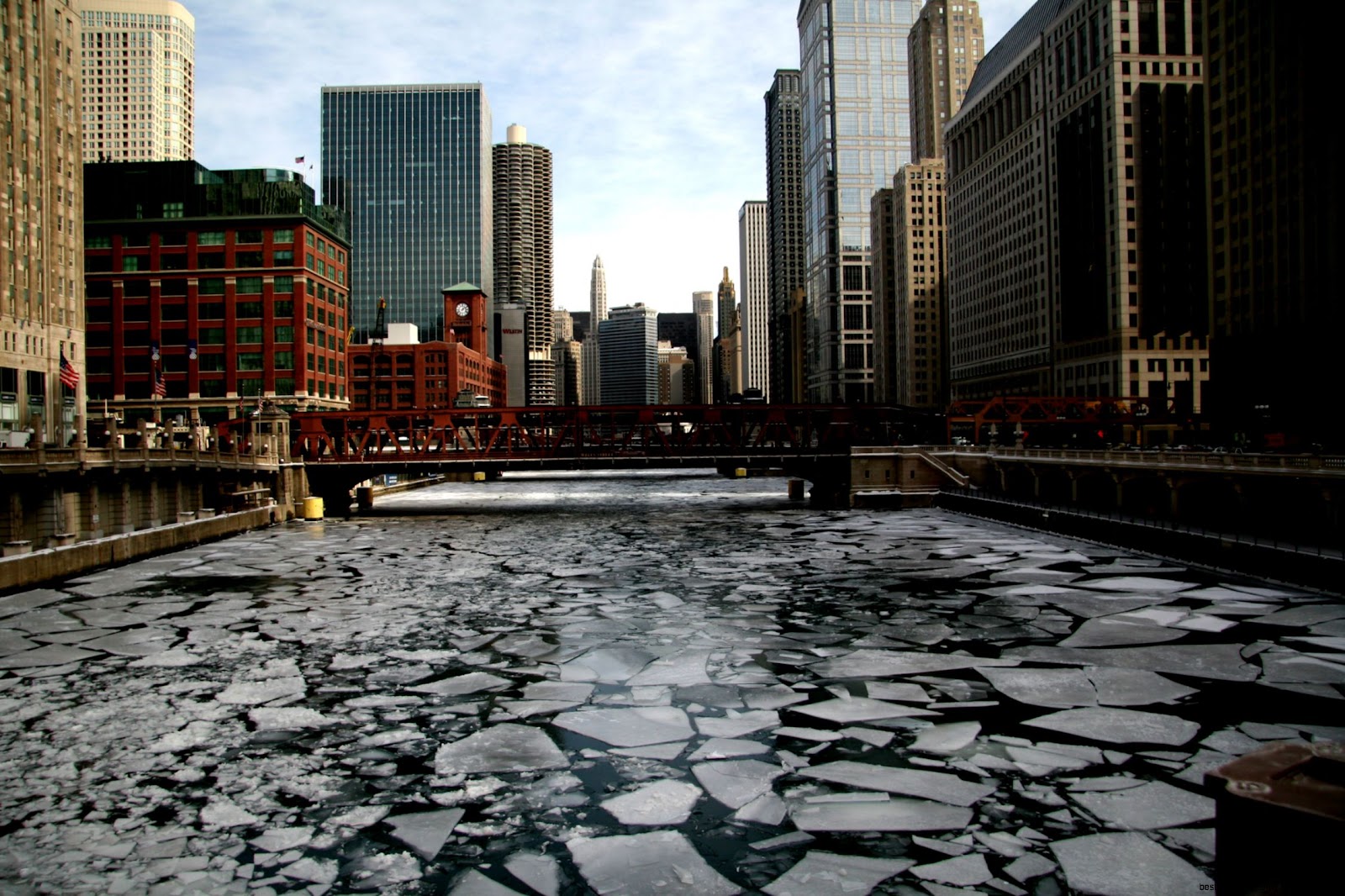Chicago River Frozen Chicago River Frozen