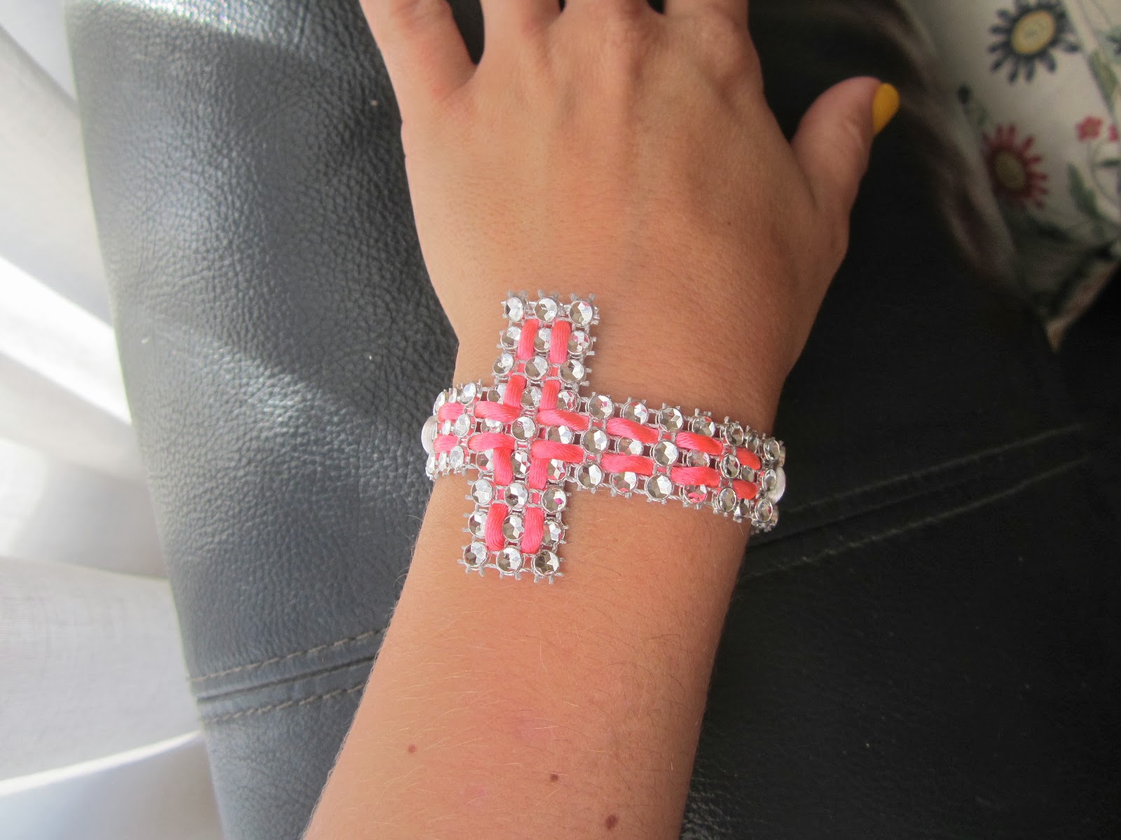 BRACELET CROSS DIY MY WHITE IDEA DIY