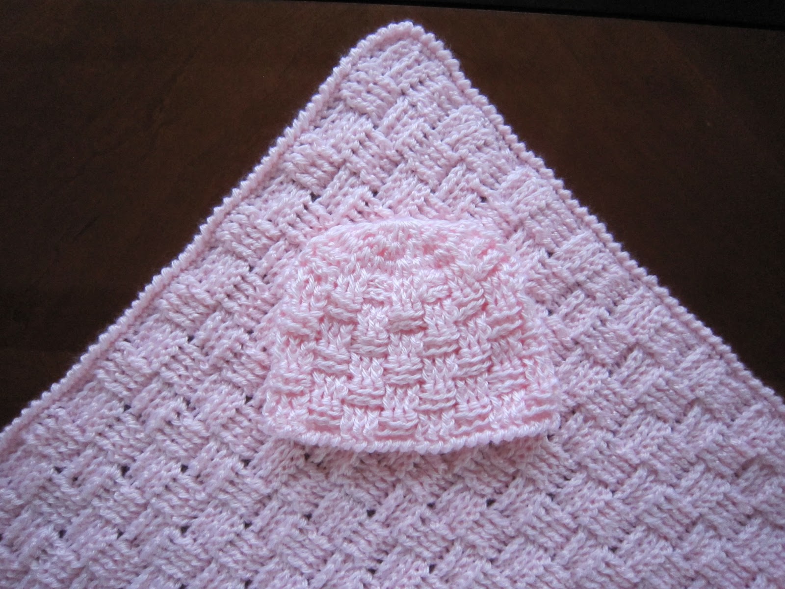 Sea Trail Grandmas: PREEMIE BLANKET AND HAT Crochet Basket ...