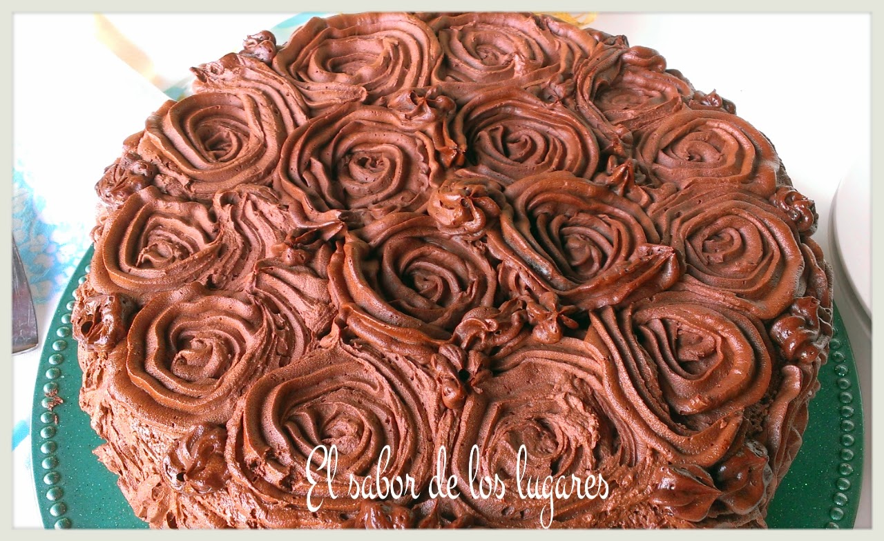 Primer Cumpleblog Y Tarta De Rosas Con Chocolate.