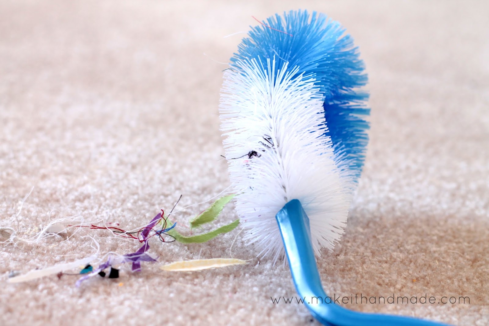 Sewing Quick Tip: Get Rid of Stray Threads With a Toilet Brush