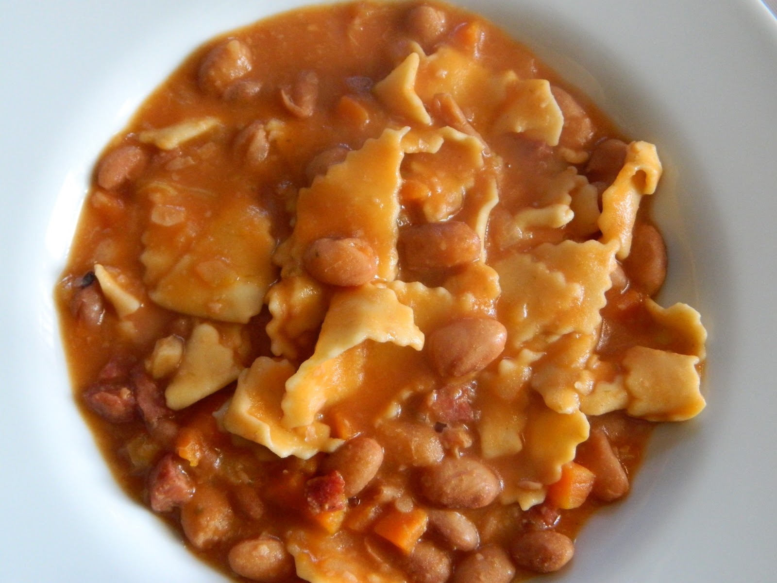 L'isola di Giada PASTA E FAGIOLI (con maltagliati di farro)