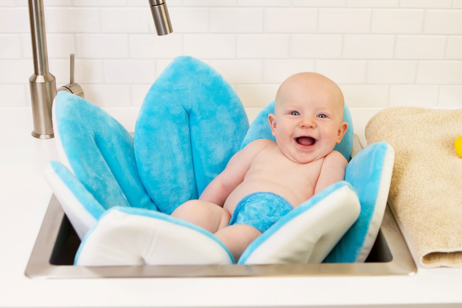 Bump Ahead Blooming Bath Review Outnumbered 3 to 1