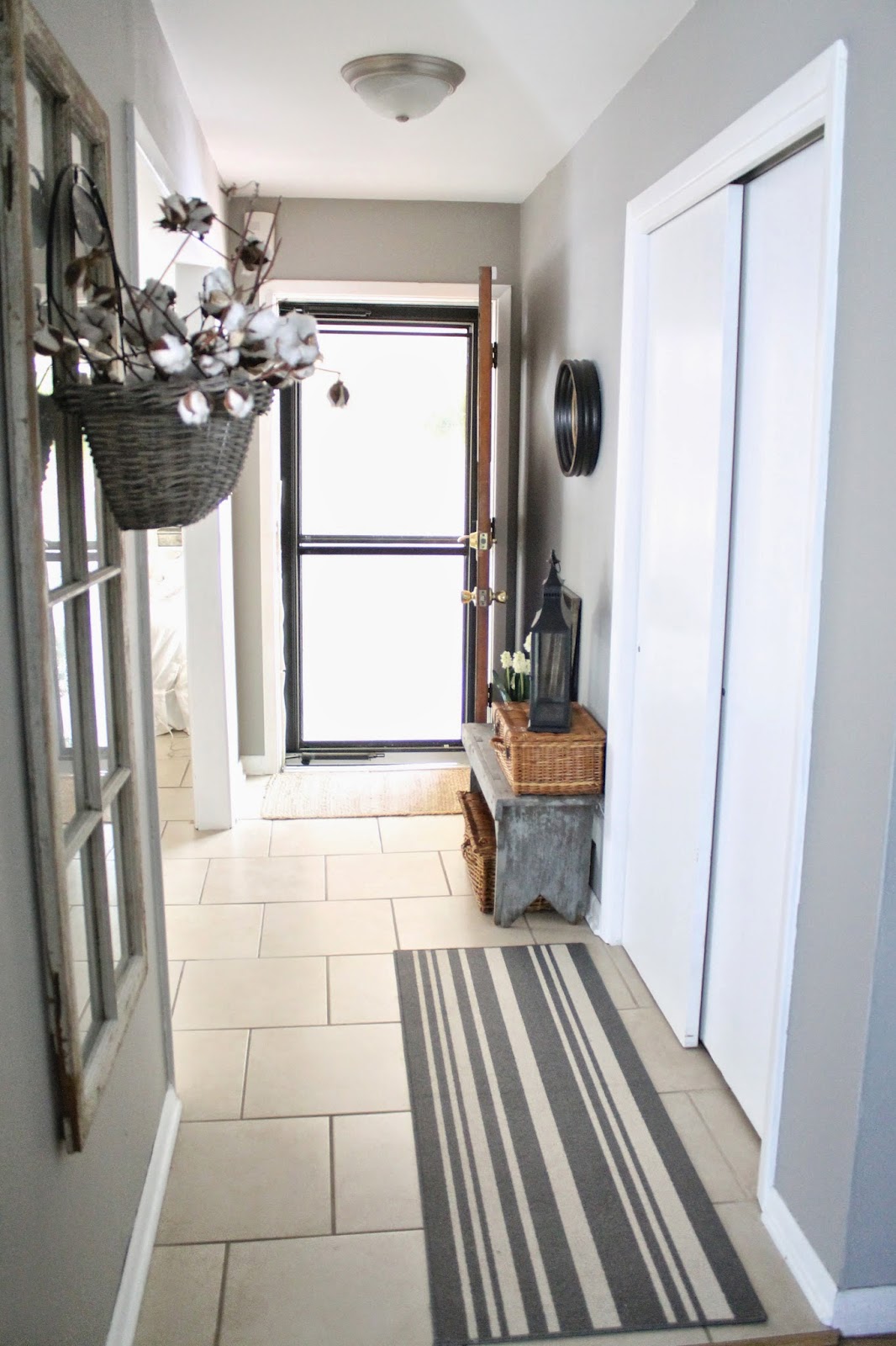 12th and White: Our Entryway {Accessorizing with Home Decorators