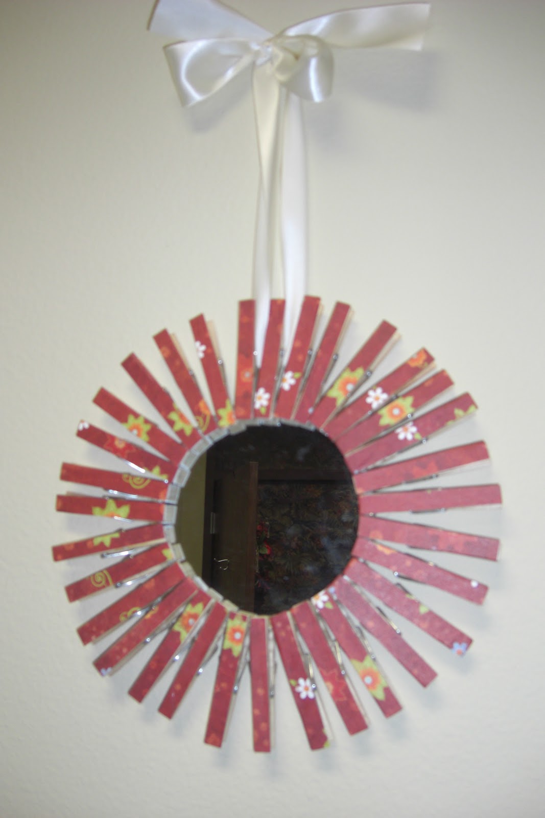 Crafty Blonde Girl Starburst Mirror using Clothespins