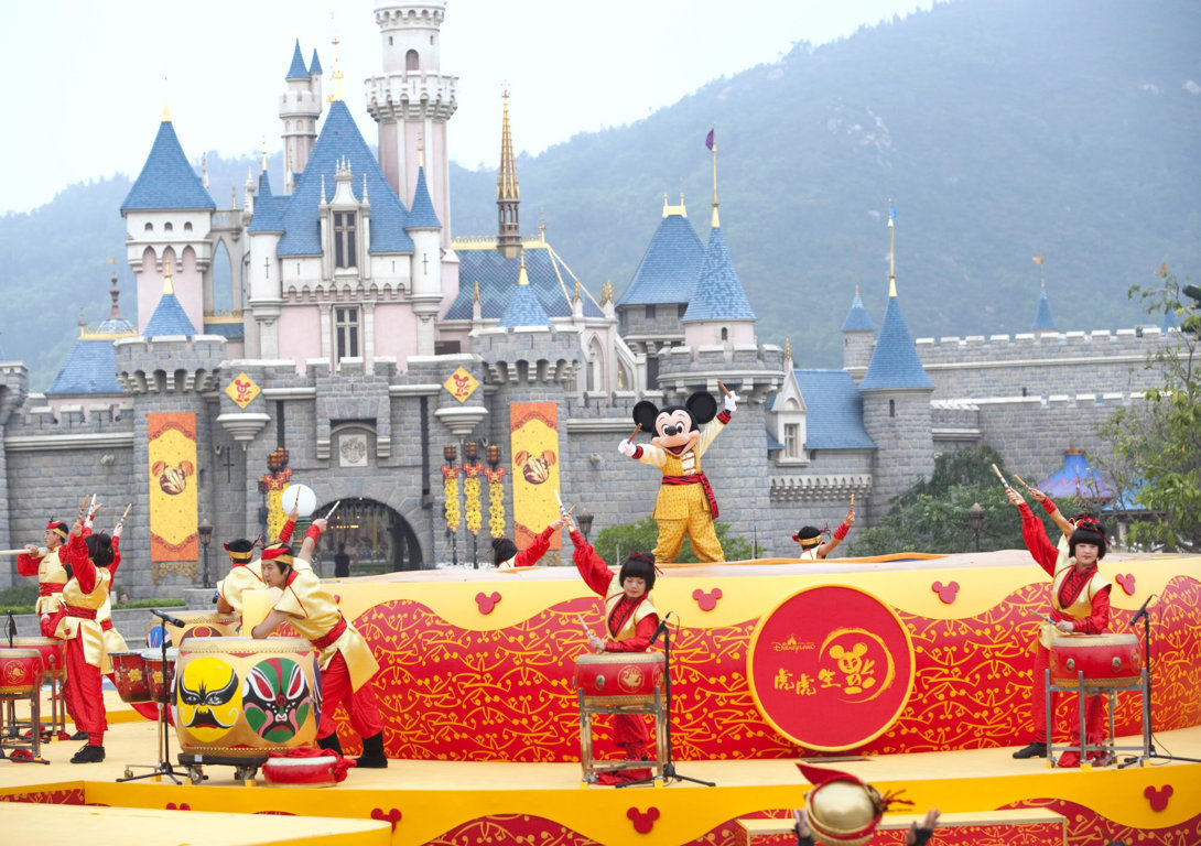 Promo Paket Tour Hongkong Disneyland 2016 Sentosa Wisata