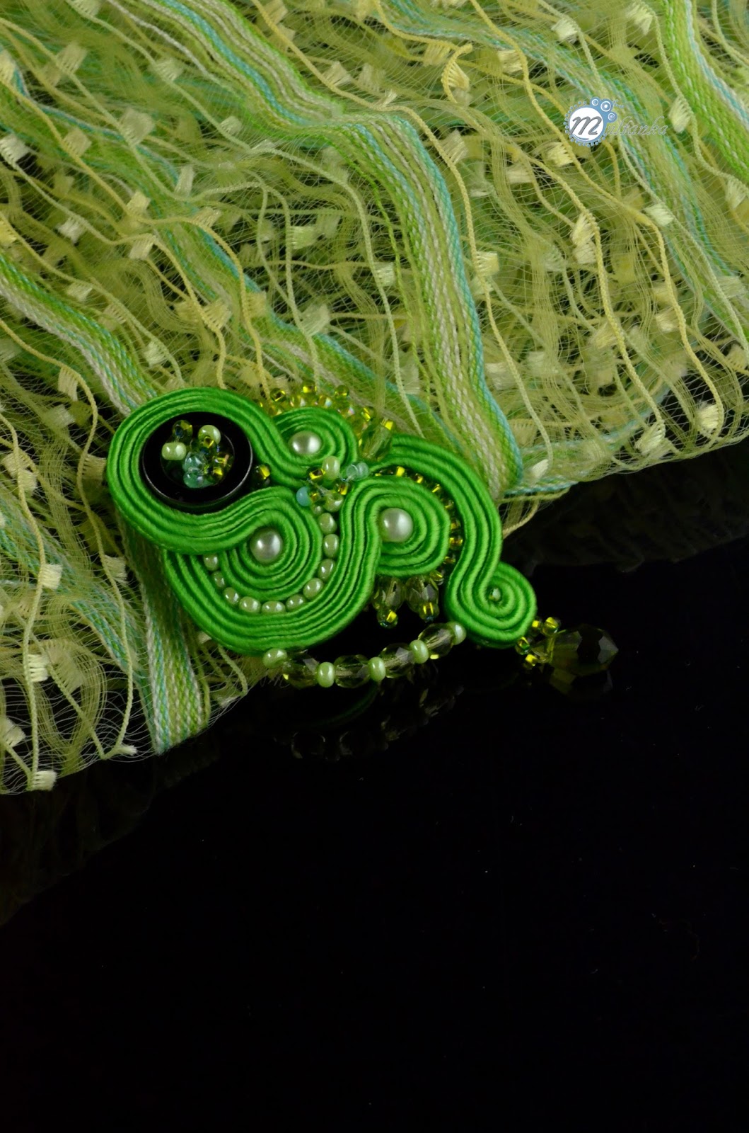 Zielona bransolteka soutache - wykonanie multanka Zielona bransolteka soutache - wykonanie multanka