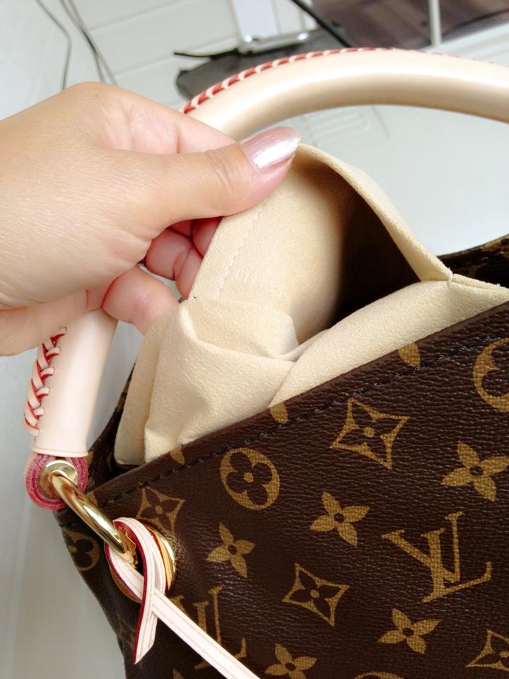 LV Handbags Lovers: August 2013