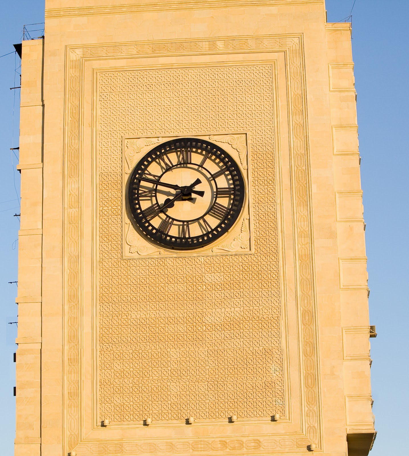 Exterior clocks, External clocks and Outdoor clocks