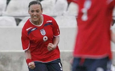 Fara Williams Wallpapers-Club-Country