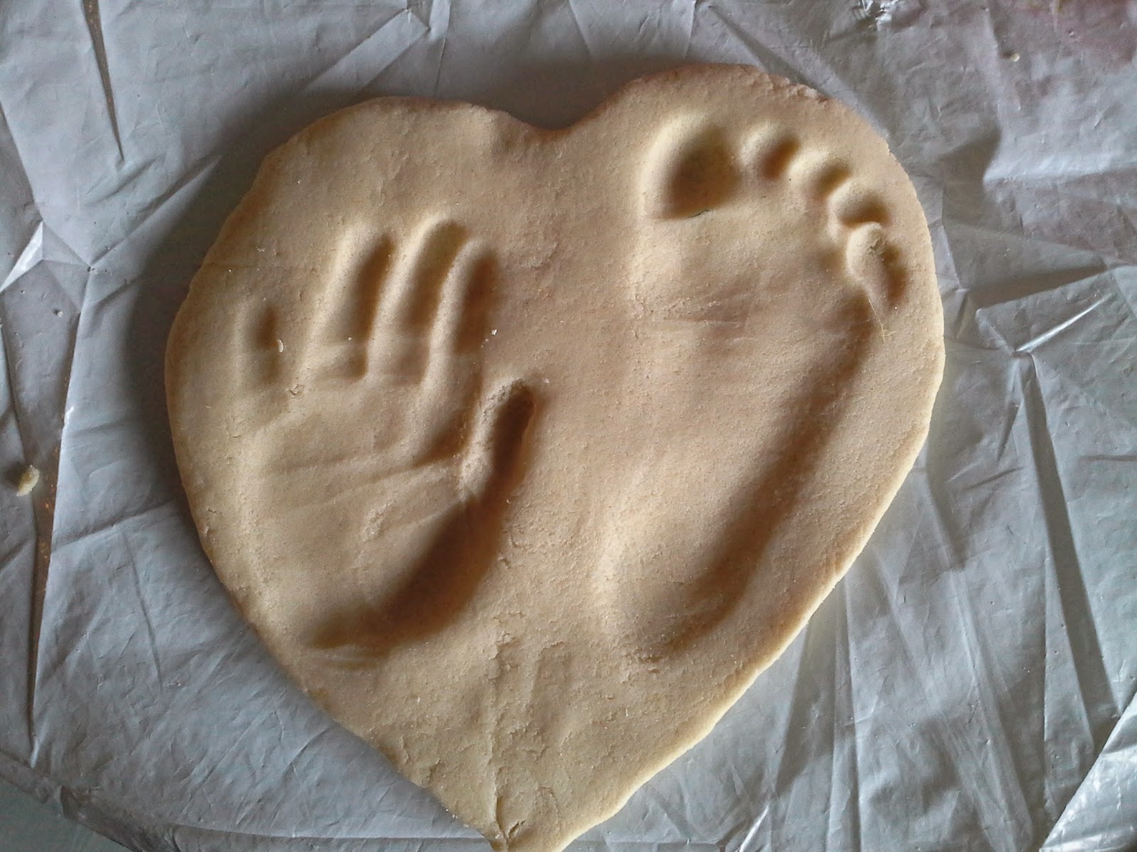 DIY Craft Ideas for Fun Salt dough baby hand prints keepsake