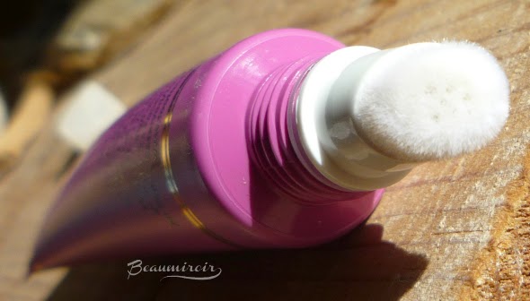 Too Faced Melted Liquified Long Wear Lipstick in Melted Fig: liquid lipstick applicator