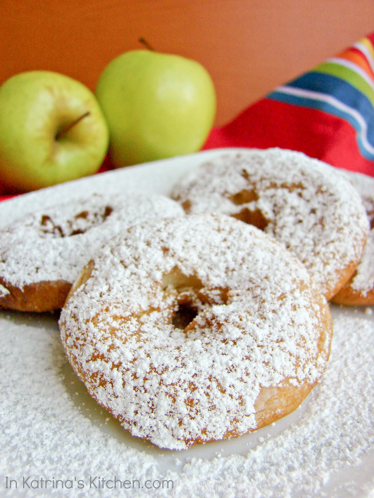 {Easy as Pie} Apple Fritters