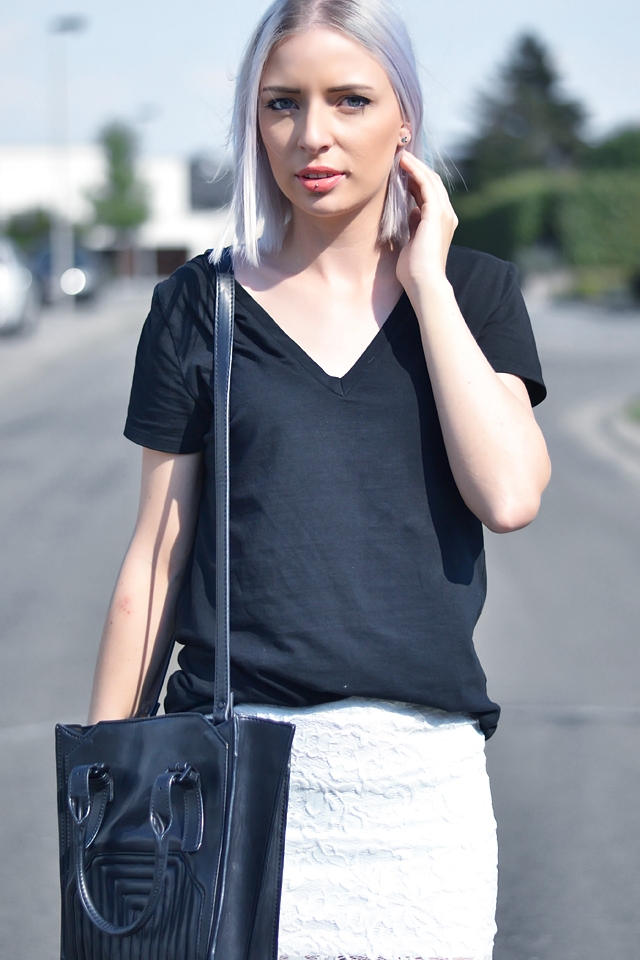 black lace pencil skirt outfit