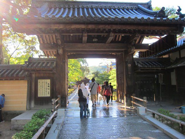 Kinkakuji, Kuil Cantik di Tepi Kolam