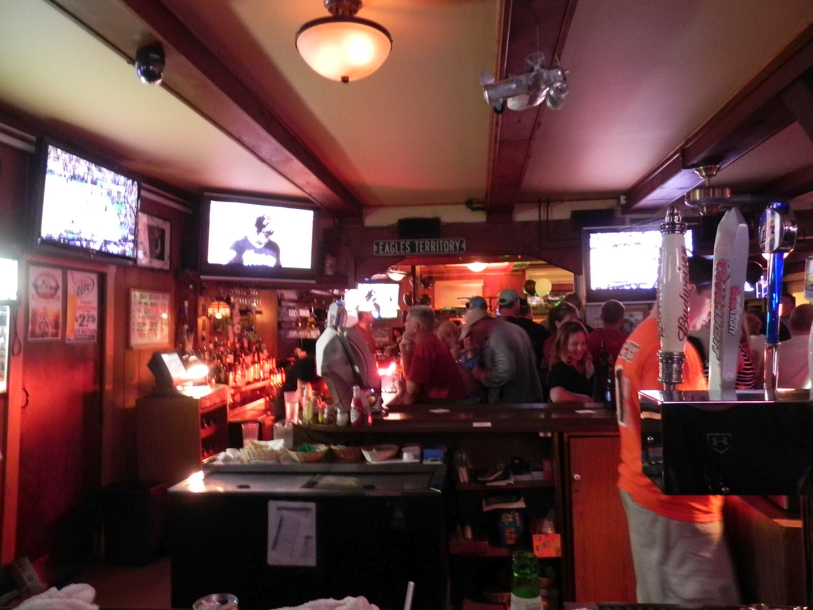 Peoria Bar Review EHouse and Fox Hunt Tavern, Bensalem PA