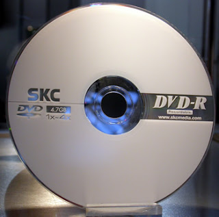 Dispositivos de Almacenamiento : DVD´s