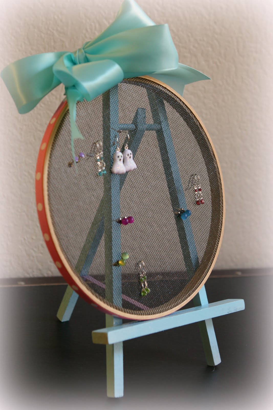 Visions of Sugar Plums Earring Holder