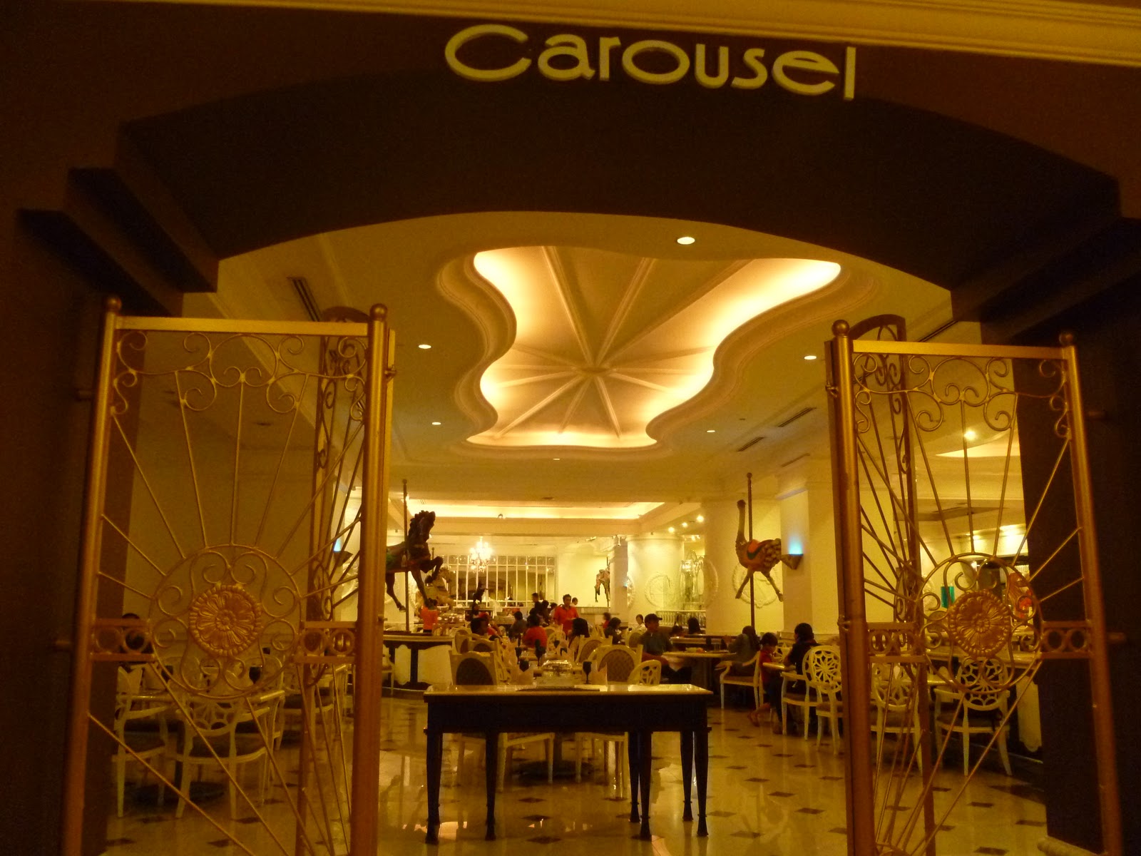 Story of My Life Dinner Buffet in Palace of the Golden Horses