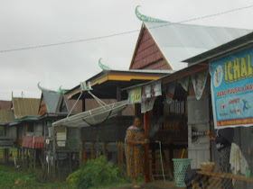CATATAN SI MERAH SILU: Terhencot-hencot ke Tanah Bugis - Dari Sayyid