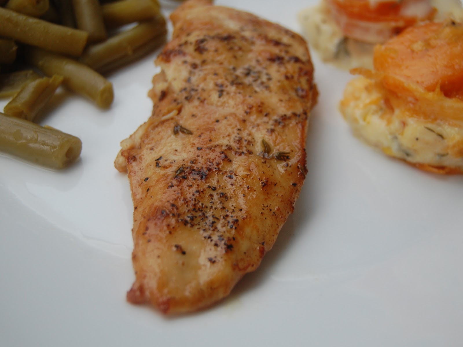 Cassie Craves Chicken with Thyme, Lemon and White Wine